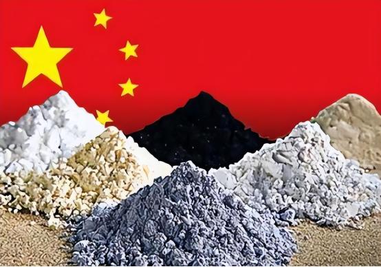 【特朗普为何突然放话要对华大幅降低关税，原来是中方掐住了美军的“命门”】 中