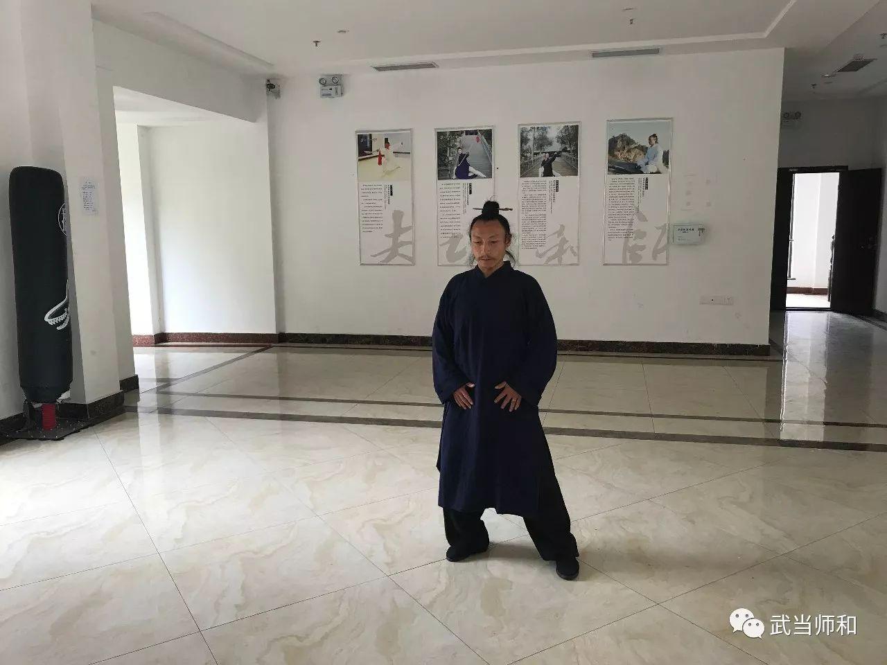 太极拳非常有价值的健身动作—云手