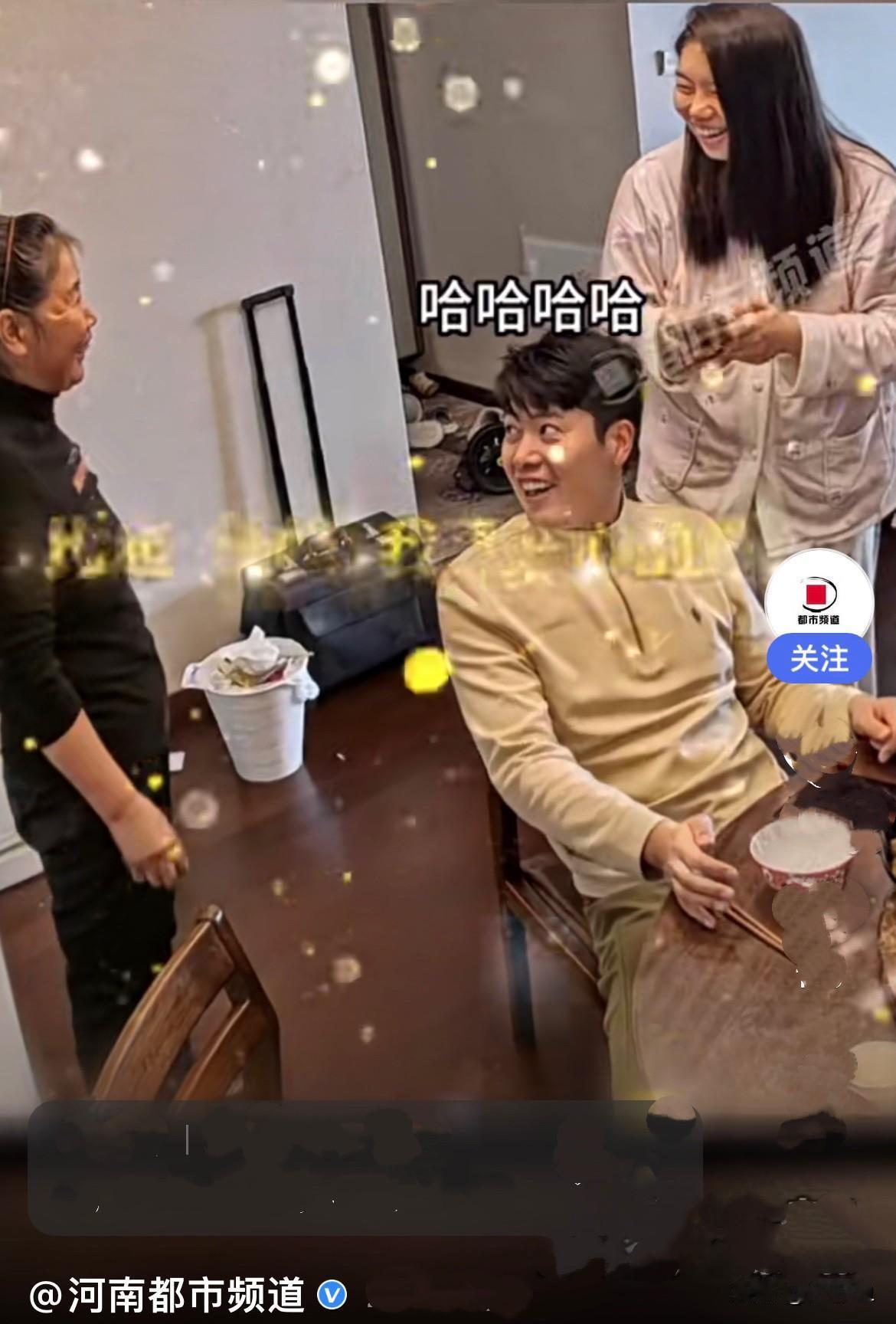 近日，江苏一宝妈因照顾孩子没拿到单位年终奖，随口和丈夫说了一嘴，没想到妻子的手机