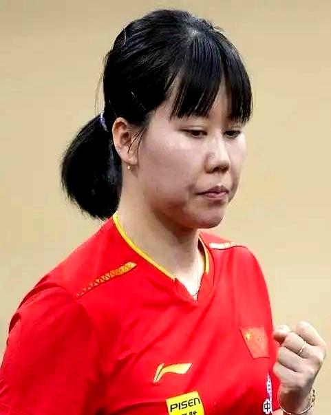 你敢信？上周陈熠4-0横扫陈幸同，这周陈幸同3-2绝杀拿伦敦世乒赛直通票！上