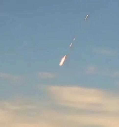 老天都要惩罚美国了！7吨太空