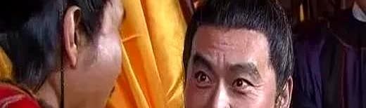 1388年，62岁的汤和请求朱元璋：“陛下，赏我100个美人！”朱元璋大笑：“悠