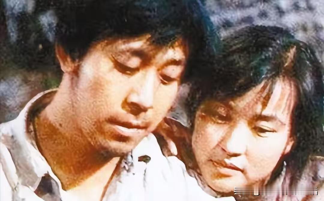 刘晓庆与陈国军的爱恨情仇，现在的明星可自叹不如！刘晓庆的前夫陈国军，曾经是非