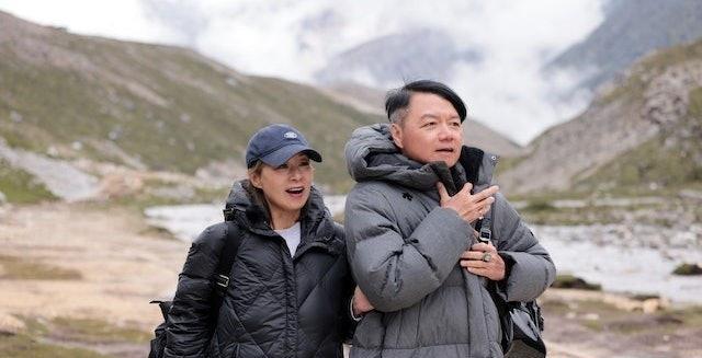 艺人艾威太太陈美玲（Lisa）曾患家族遗传性多囊肝及多囊肾，年初病情恶化，情况急