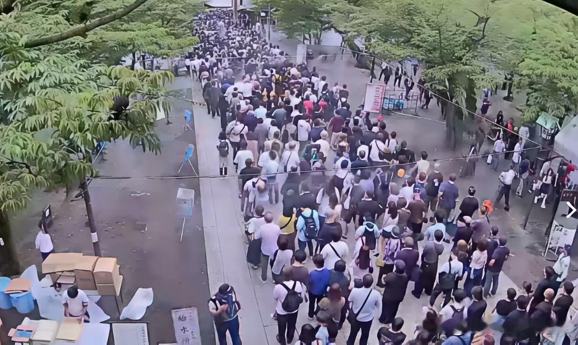 我们还需要把中日和平友好放在心上吗？完全不需要，完全没必要。毕竟现在的日本又像极