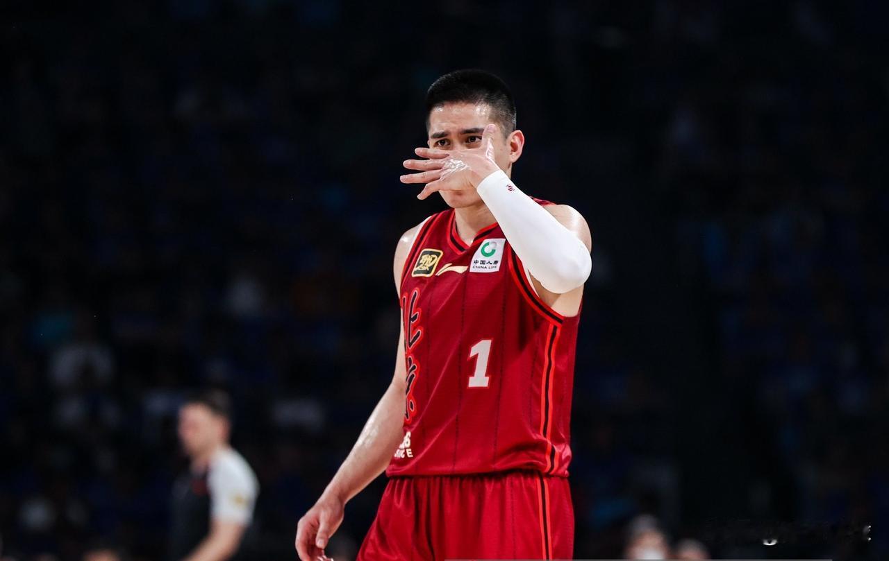 CBA常规赛第六轮，北汽89：85拿下新疆，但是北汽这两名球员让人失望——第