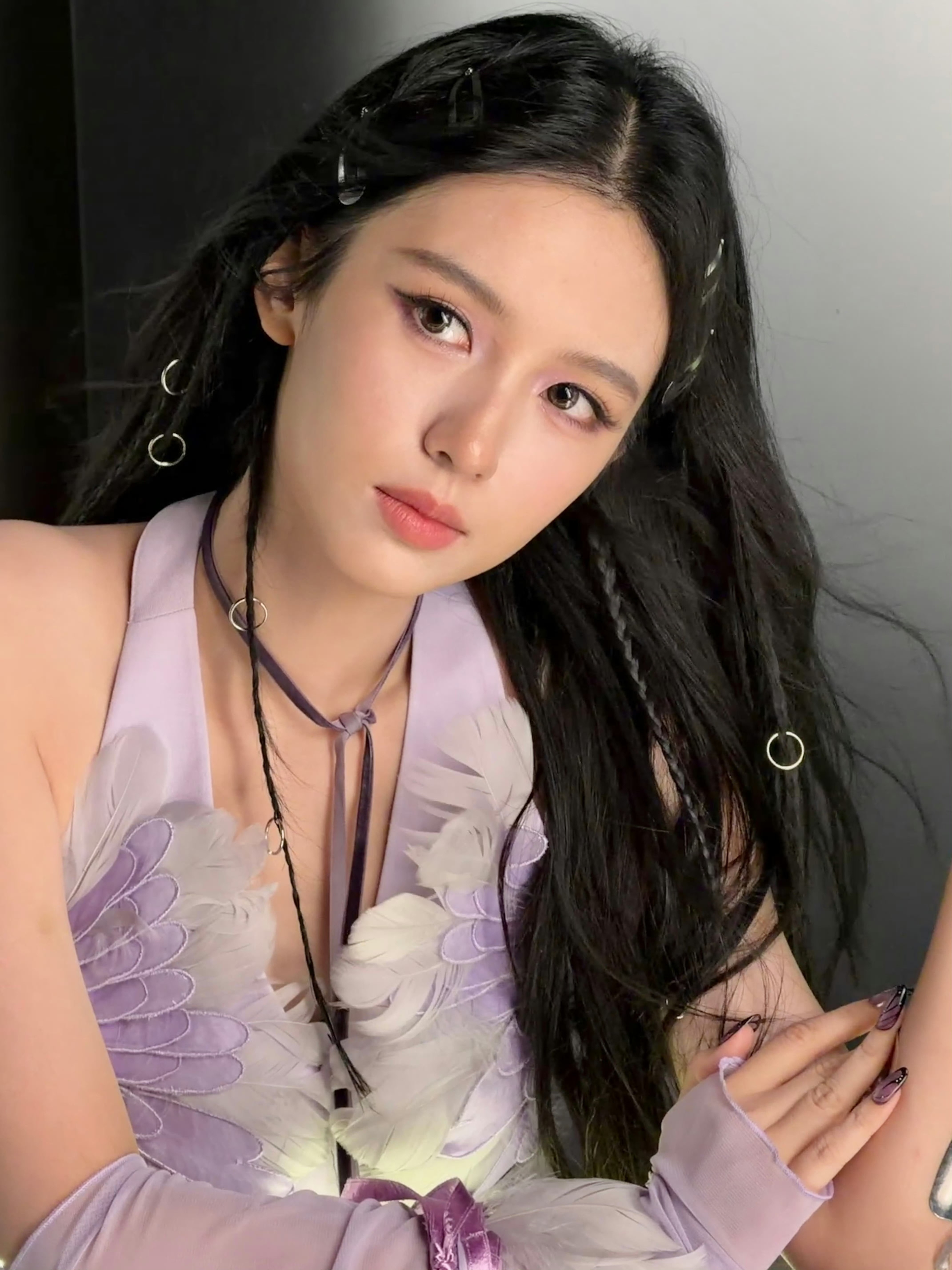 周也想赢的人脸上是没有笑容的我打游戏表情就周也这样⚔️竞技模式开启笑容下线，周也