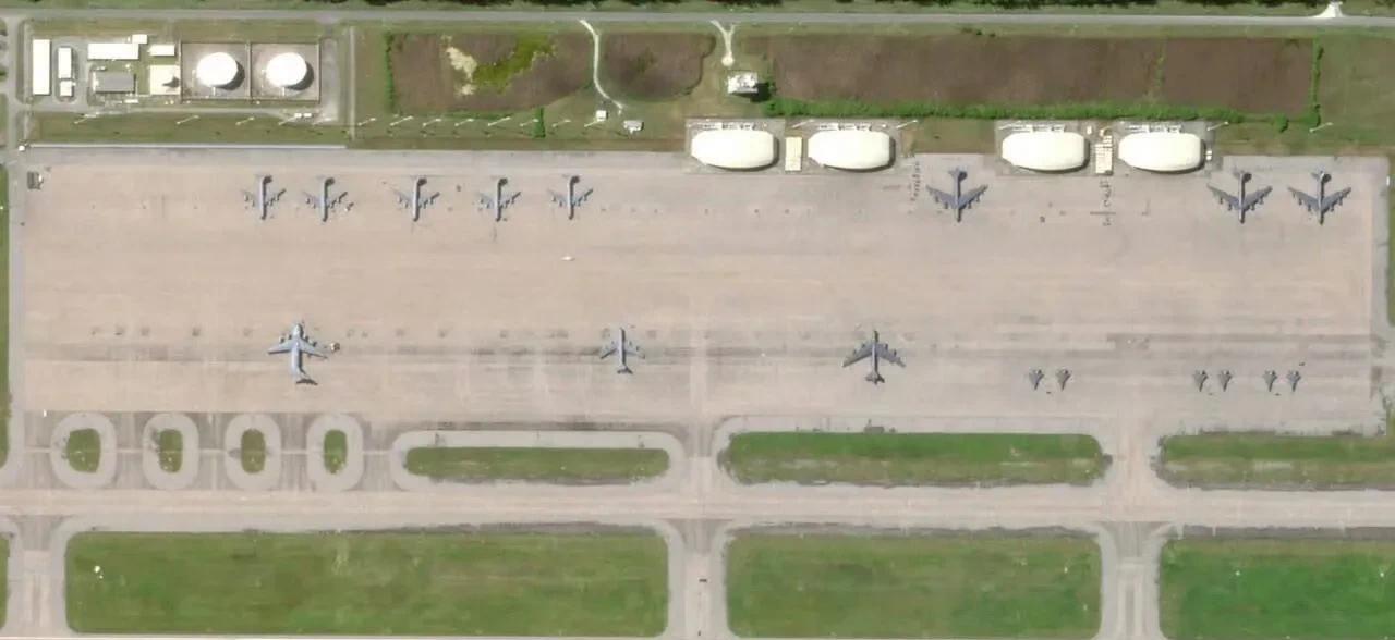 美国空军继续往地中海集结当地时间6月19日，美国空军至少有数百架战机往地中海方