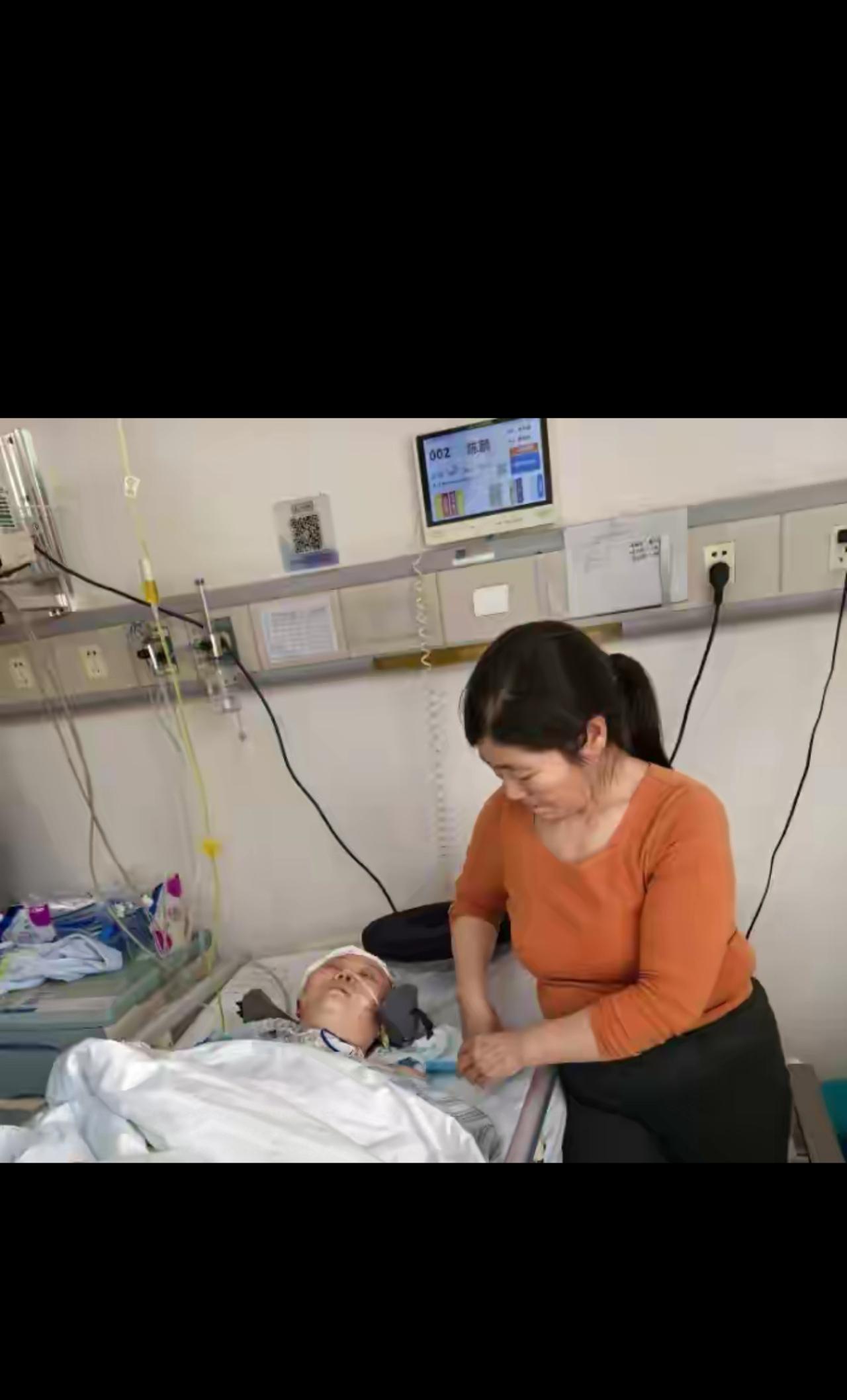 合肥女子连遭致命劫难，2天痛失2位至亲，大姑子病危ICU，9个月萌娃哭着找爸爸