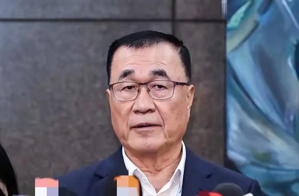 李四川这回尴尬了，民调已落后苏巧慧！郑丽文或成关键，李四川应反思！近段时间以来