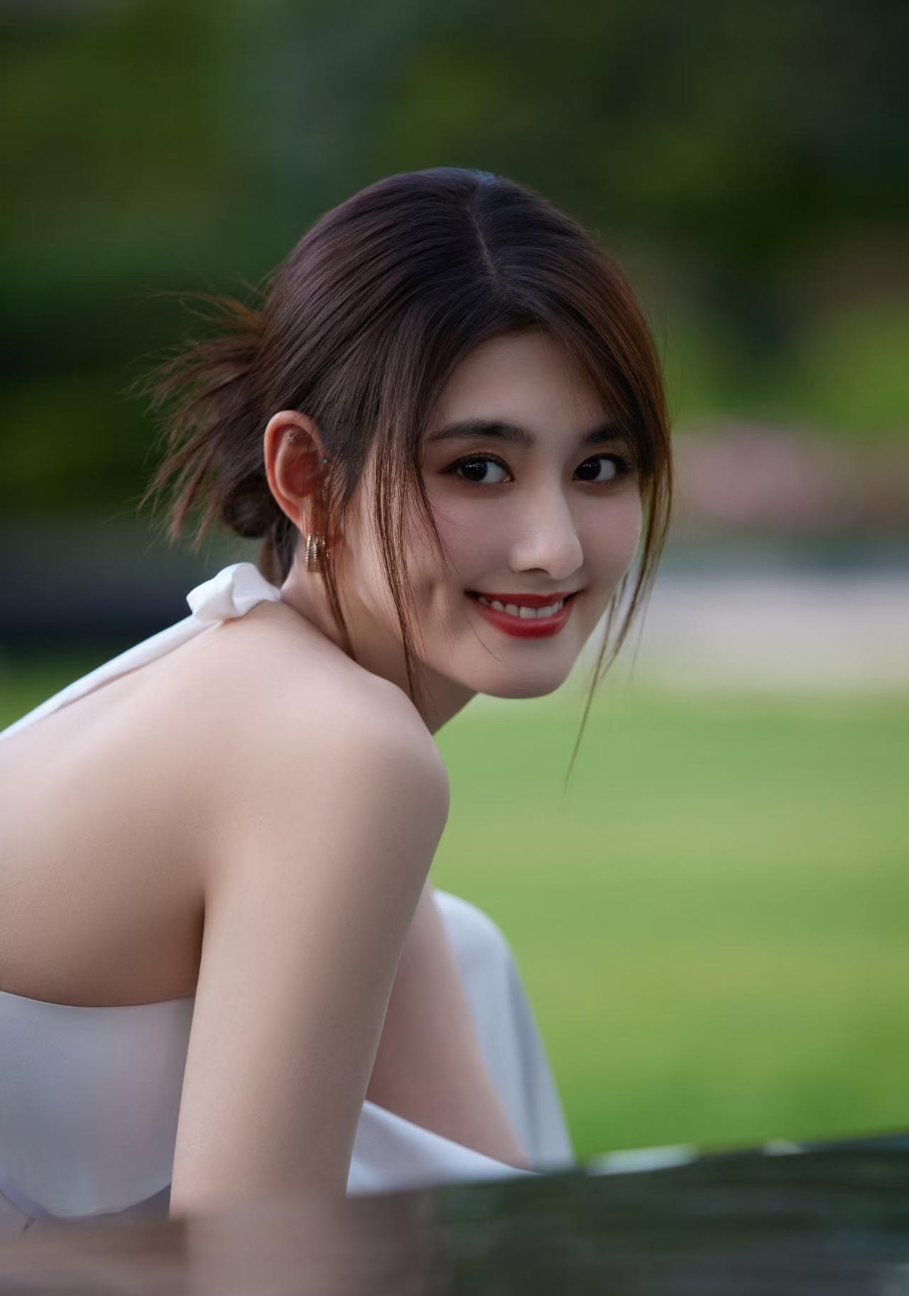 我有一个大胆的猜测，演员韩沛颖，很有可能是张嘉益演艺生涯中，遇到的最看走眼的
