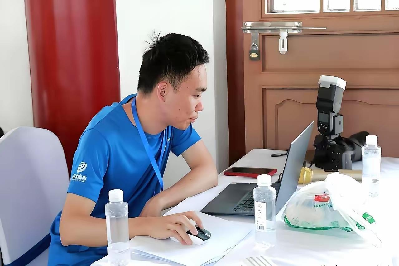 新年象棋A级赛事五羊杯，许银川没有报名参赛，曾经的多冠王，今年不再参赛了，但他还