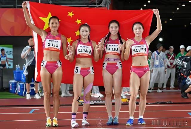 亚运三金一银，记者把话筒递到陈妤颉嘴边，她来一句：你让他们说吧，我单项的时候