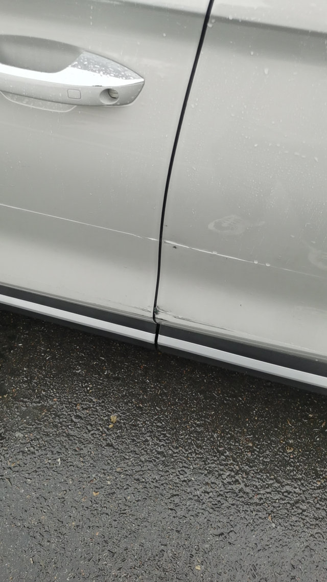 新车一血提车不到一周撞栏杆了，高速交警不开责任认定书能报保险吗