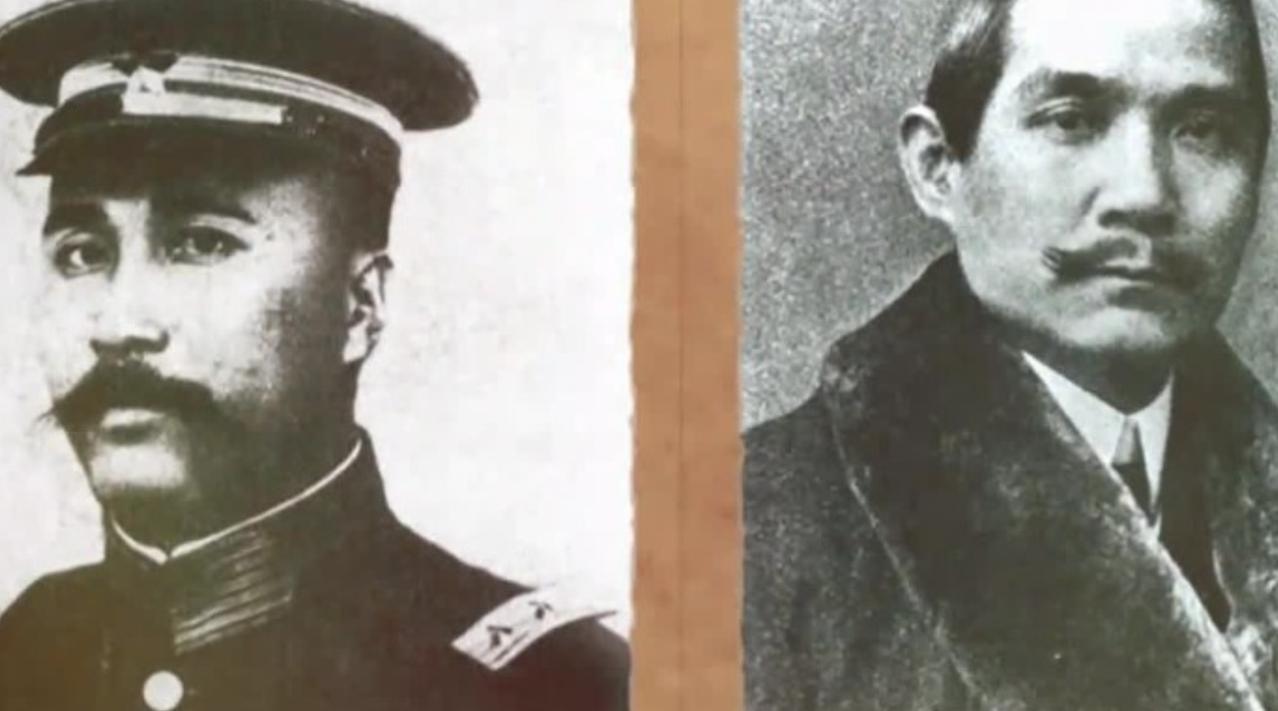 1922年陈炯明叛变，炮轰广州总统府，孙中山登上永丰舰避险。蒋介石闻讯赶赴广