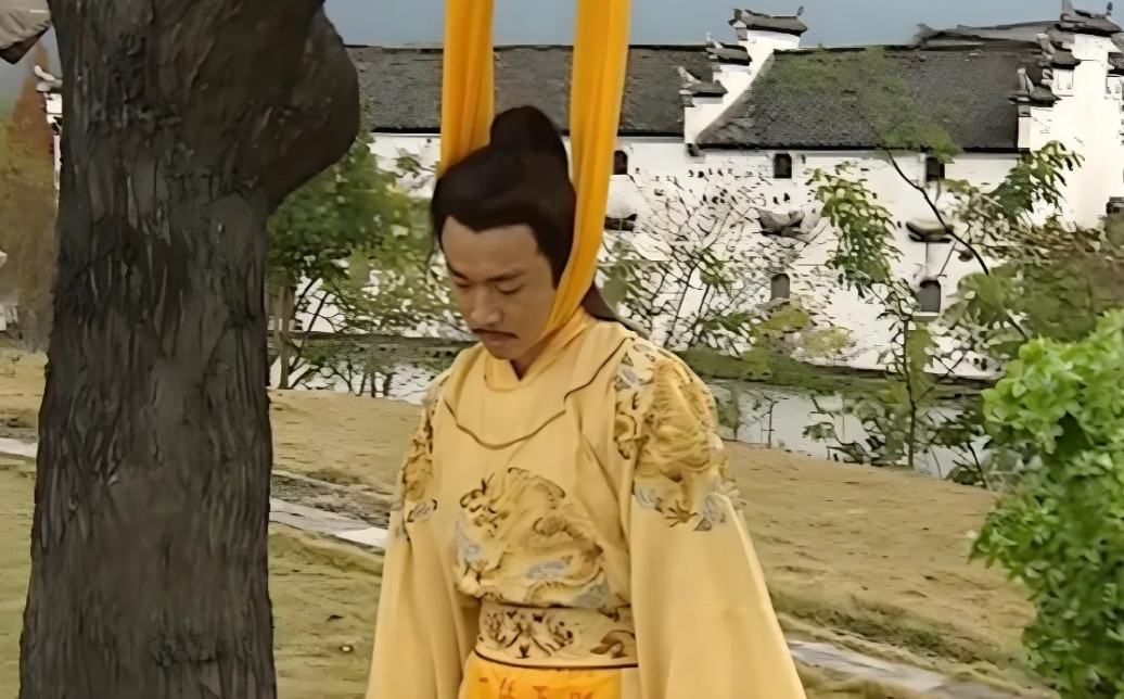崇祯：从荒坑到皇陵的传奇