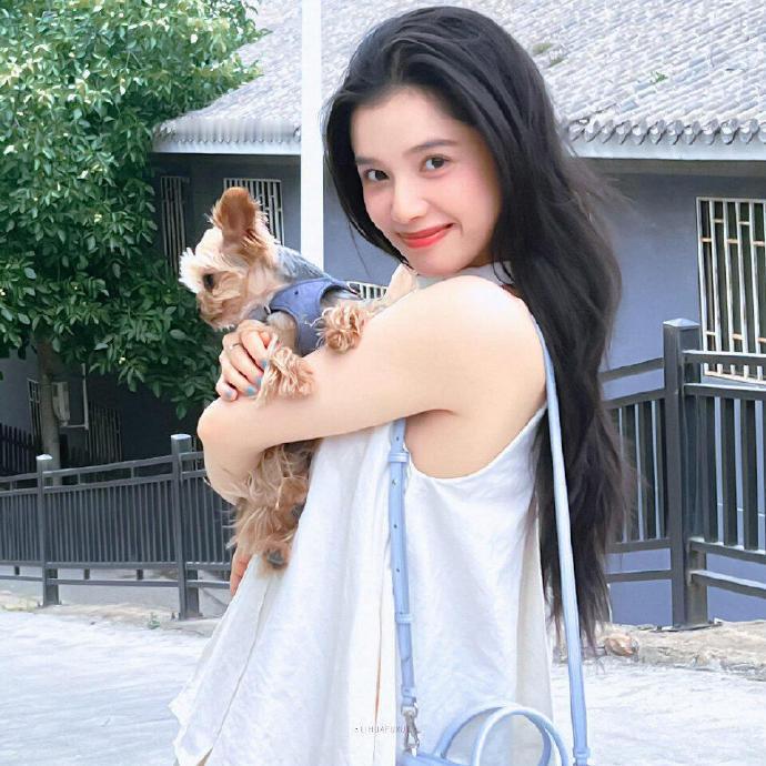 还有谁不知道张婧仪头像旺学业✨​​​