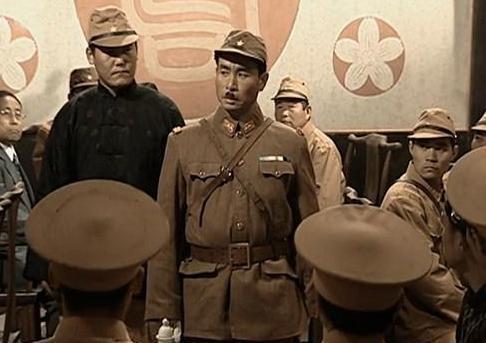1944年，“大汉奸”郭绍绪邀请日军高官在家中吃饭。喝得正酣时，伙计喊了一声：“
