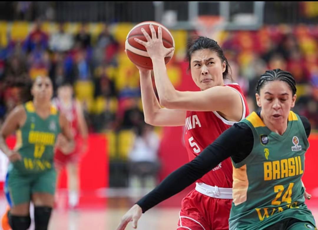 王思雨不靠张子宇凭自己本事拿到了德国女篮世界杯的通行证，宫鲁鸣即使一百个不愿意也