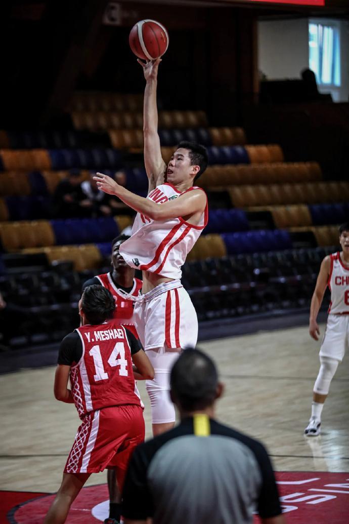 U18国青为啥不怕新西兰澳大利亚的的身体碾压，张淳智绝对是一个缩影1、新西兰