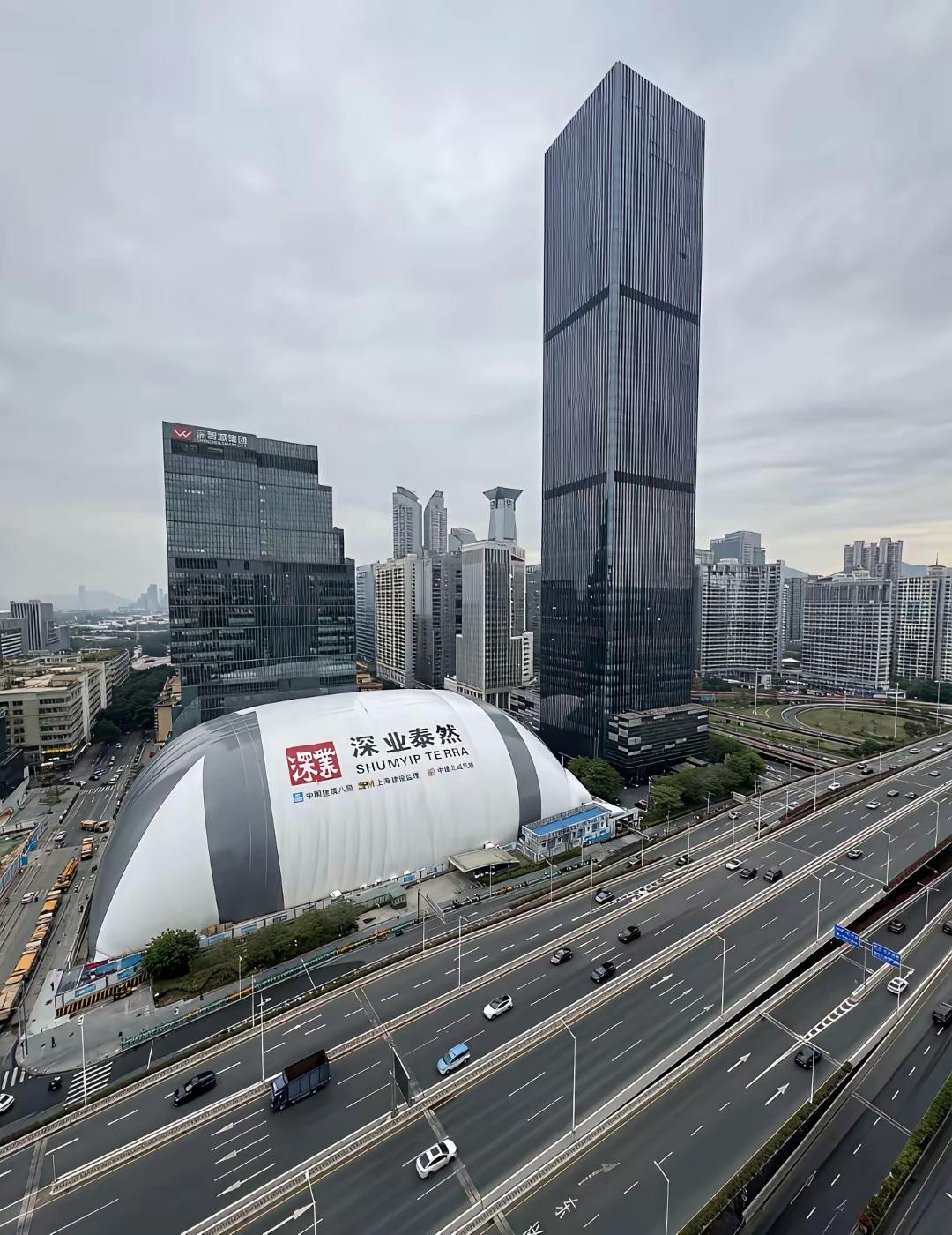 深圳突然出现这个东西，这是啥高科技，谁给科普一下！