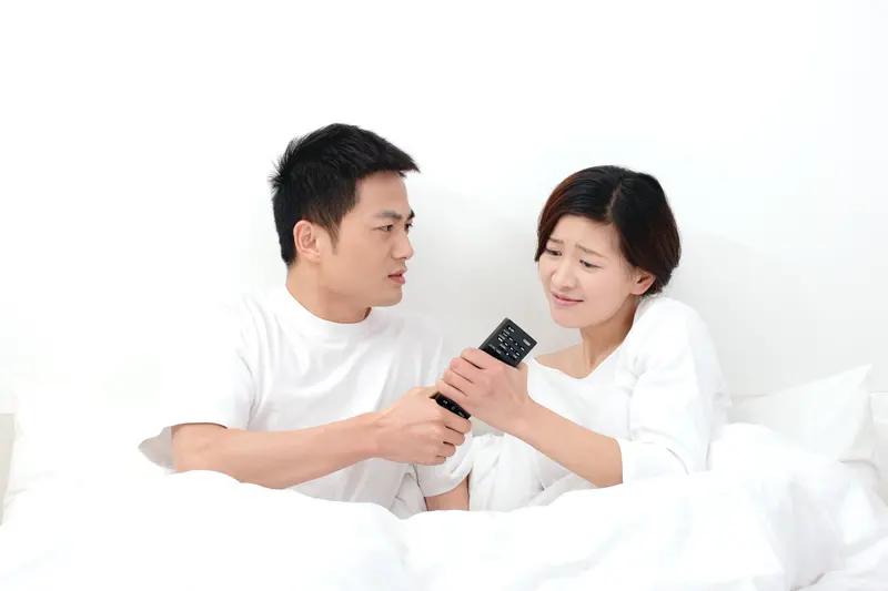 夫妻相处十不要：第一个，洗澡，不要一起第二个，同房，不要拒绝第三个，财务，