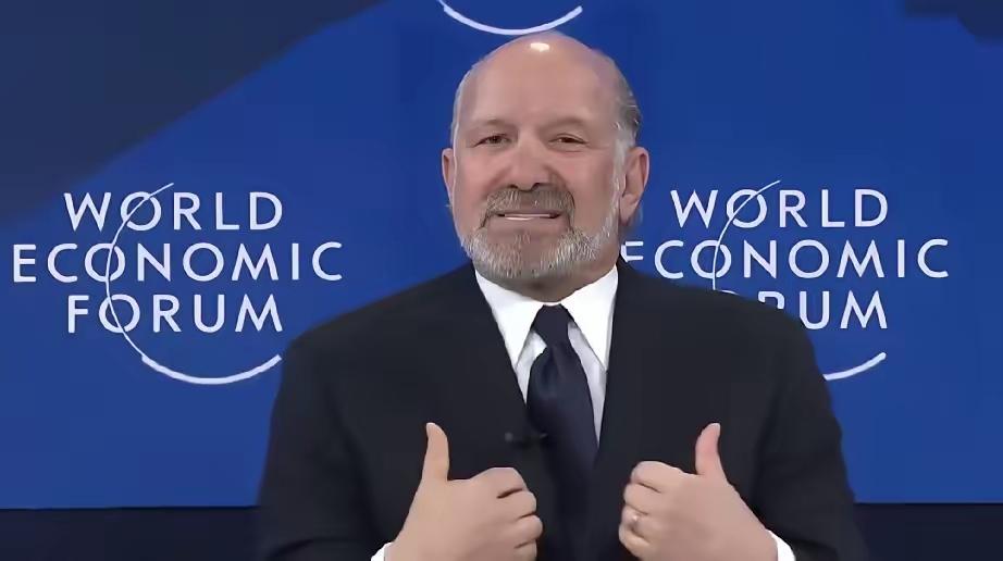 达沃斯论坛上，美国商务部长卢特尼克突然灵魂拷问全场：“你们为啥非要搞太阳能和风能