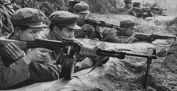 1979年那场战争，真正让苏联胆寒的不是南线56万大军，而是北方200万人的