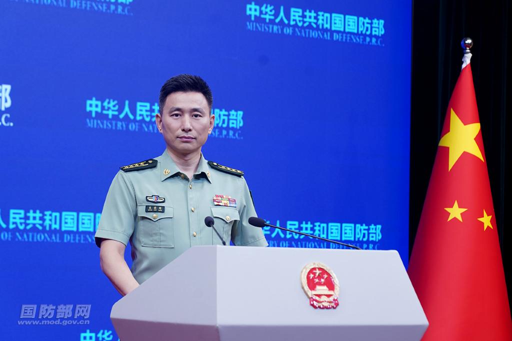 想要制止美国向台湾出售武器，其实一招就可以：我们可以宣布，只要美国向台湾卖1美元