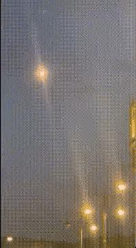 敢于横刀立马的胡塞，甩出多弹头高超，以色列百万人避难，看呆了所有人以色列“偷袭