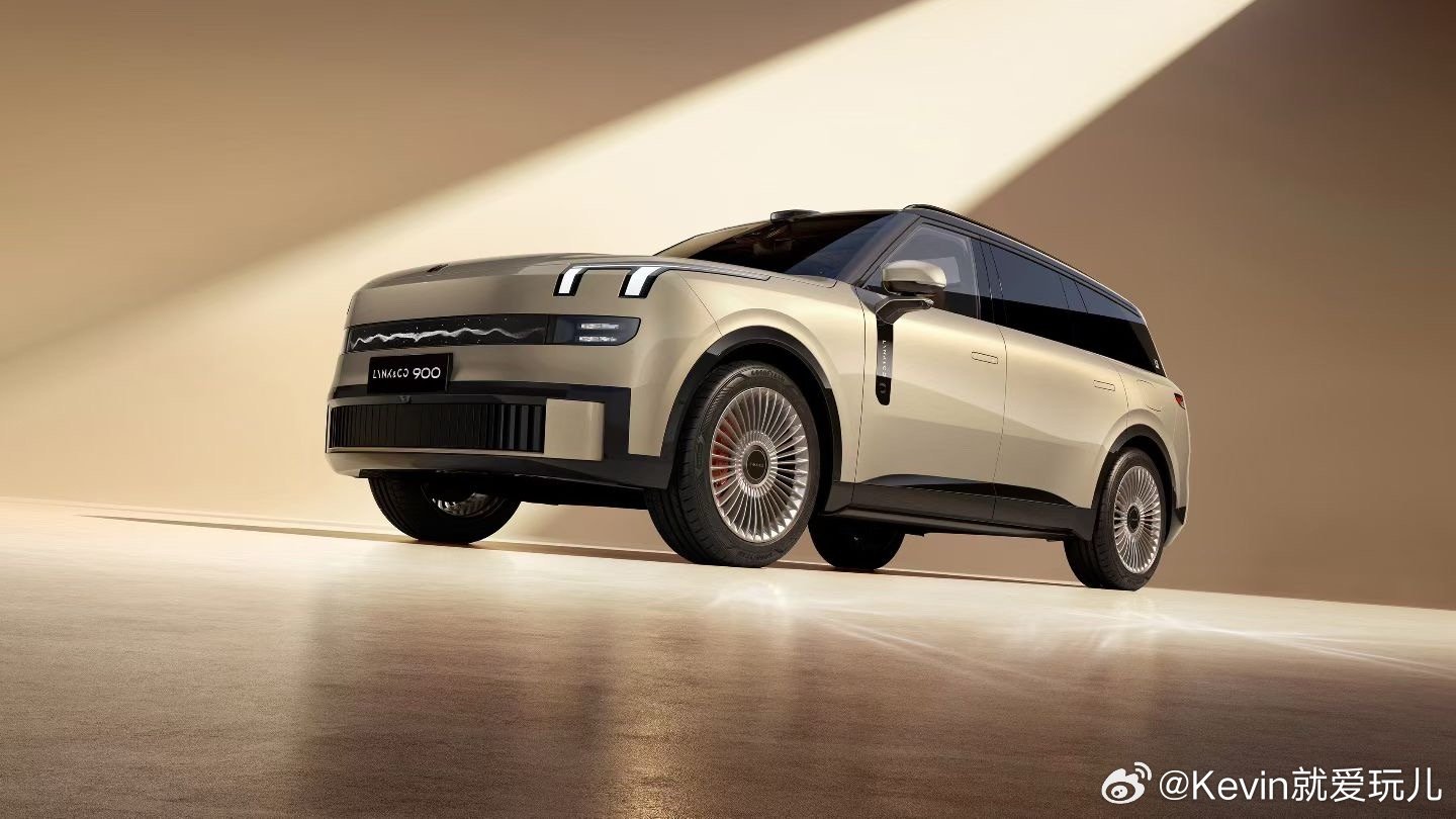 领克900大五座官宣亮相领克900发布了大五座车型基于SPAEVO的它在空间