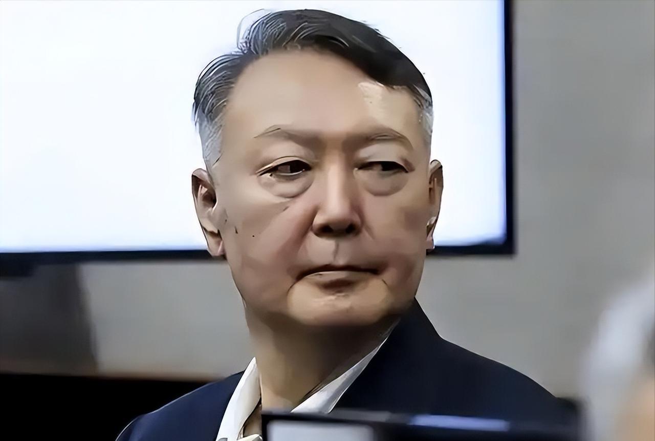 当地时间4月14日，首尔中央地方法院上演韩国宪政史最唏嘘一幕！前总统尹锡悦与妻