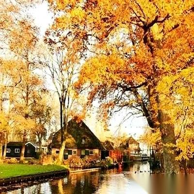 我跟你说，哪天你要是进ICU躺一礼拜，你就什么都想明白了。什么上市敲钟，什么环