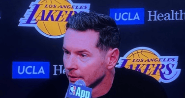 雷迪克谈范德比尔特: 你不可能每晚都让所有球员都上场