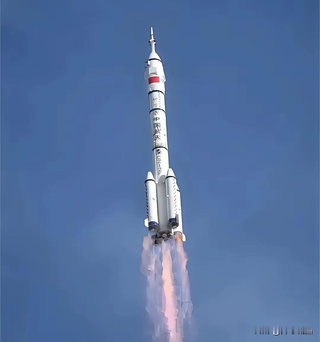 不知不觉，20和21两个乘组已经在天上待了8天，这是大别墅建成以来，6人同时生活