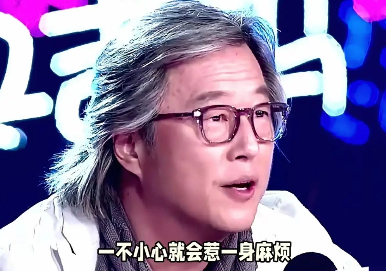 时代真的变了！即使是王伟忠这样的综艺教父，也要低下头，向网红们求饶！或许真的