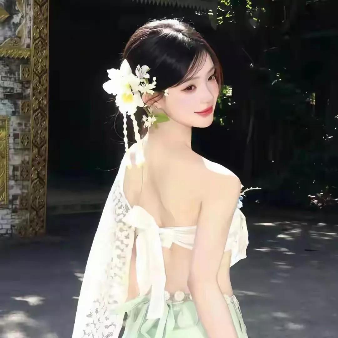 古风少女花海照，美若天仙！花海少女照花海少女写真女孩汉服写真