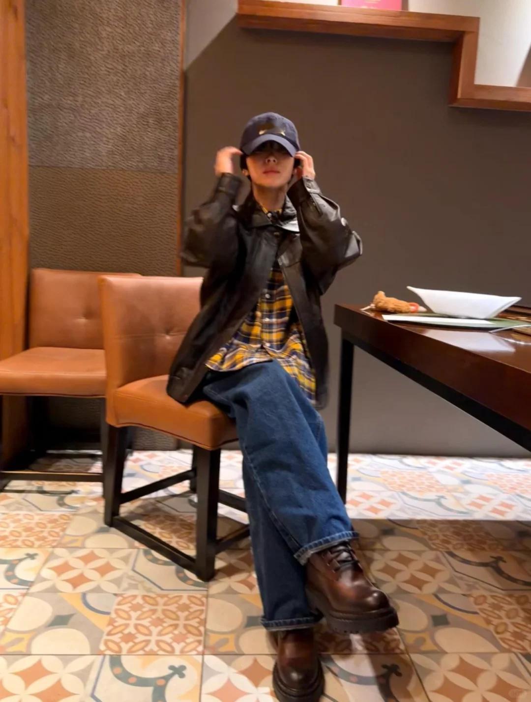 很酷的宋慧乔，像个少年