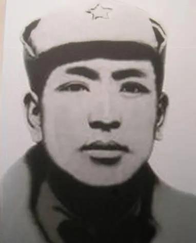 1930年，特委书记在上任途中，不幸被捕，敌人还没用刑，他却说："别打，我是红军