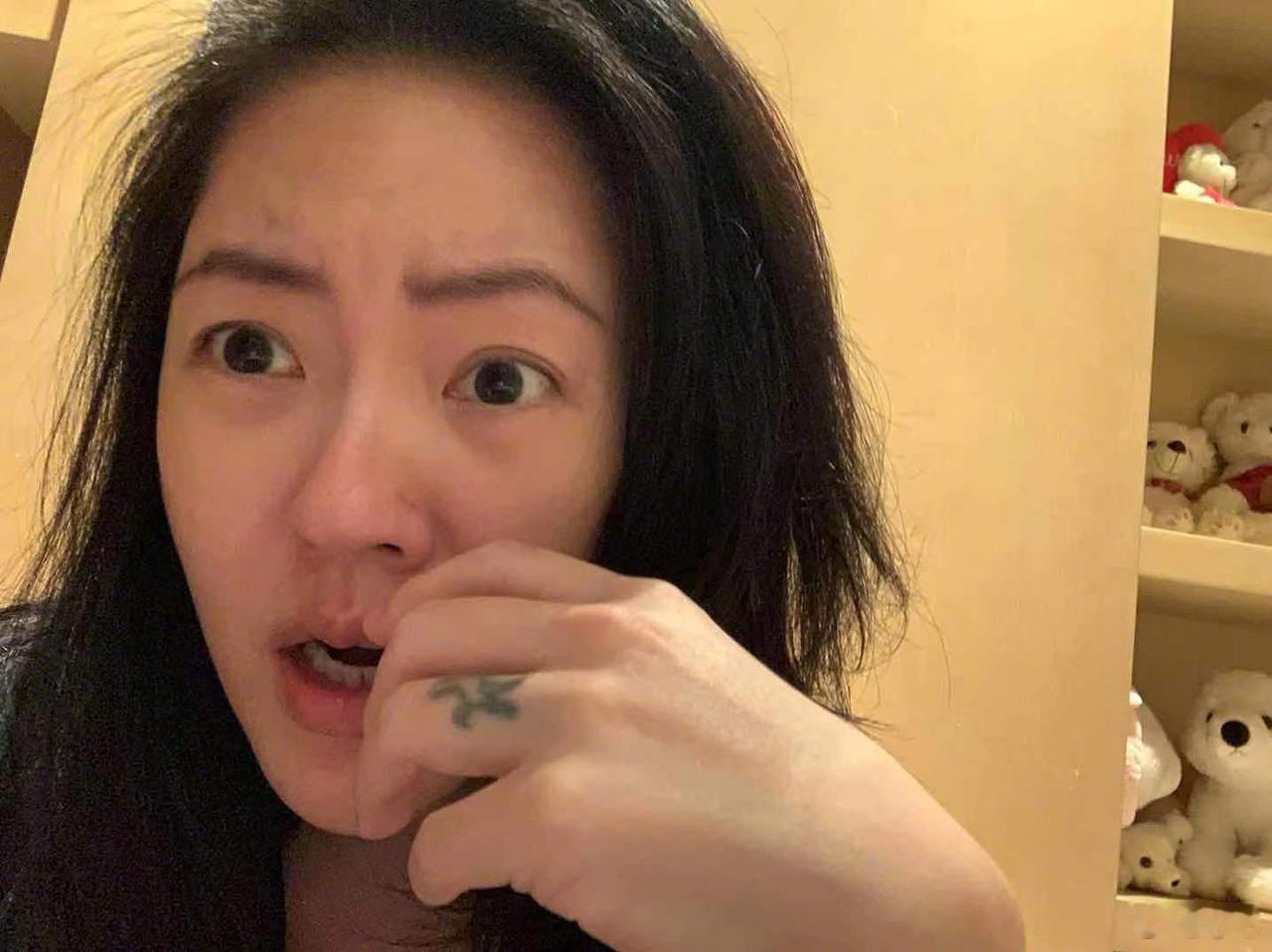 小s、s妈、具俊晔要傻眼了！原来大s和汪小菲离婚的时候，律师手上有一份财产清