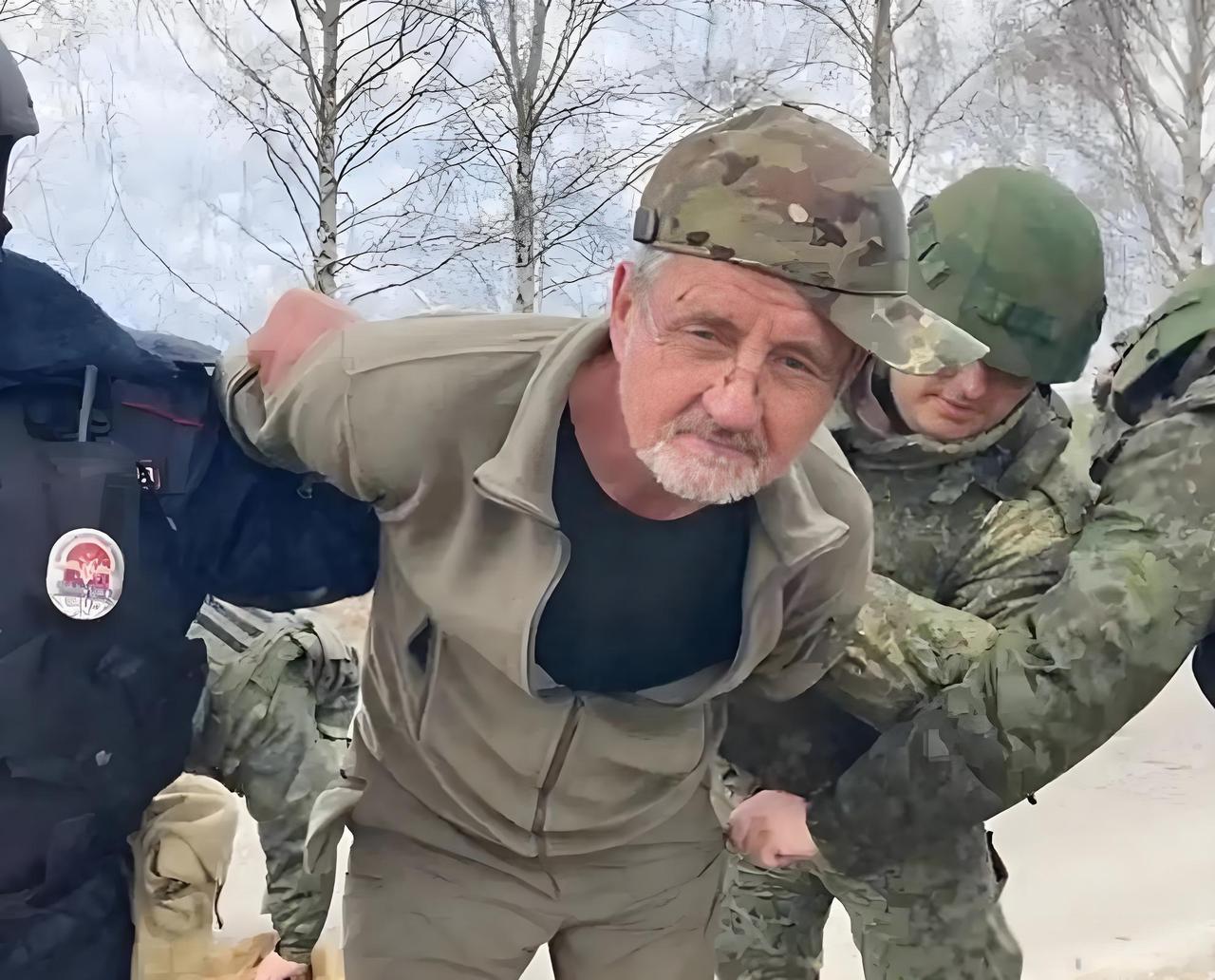 乌克兰征兵办如此操作，恐怕支撑不了多久了。据乌克兰媒体报道，乌克兰的征兵办已