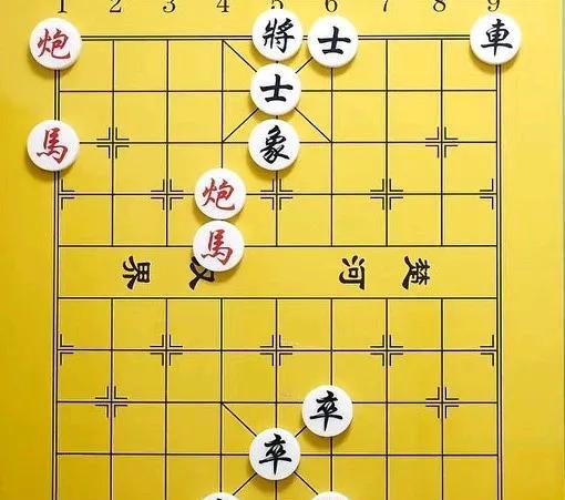 这是马炮组合的天花板，红方看似没有车，但是马后炮就是相当于车，纵观盘面，黑方三个