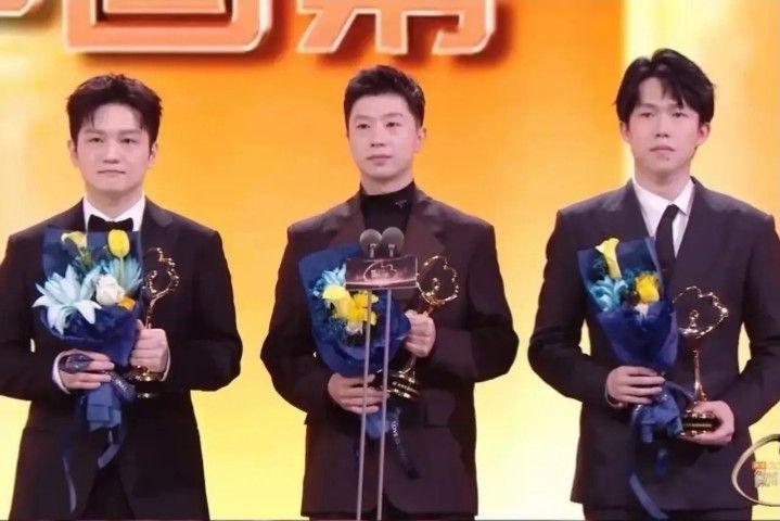 他们说莎莎楚钦一起出现会炸场。说真的，我听着都腻了。每一次，都是这套词。“炸