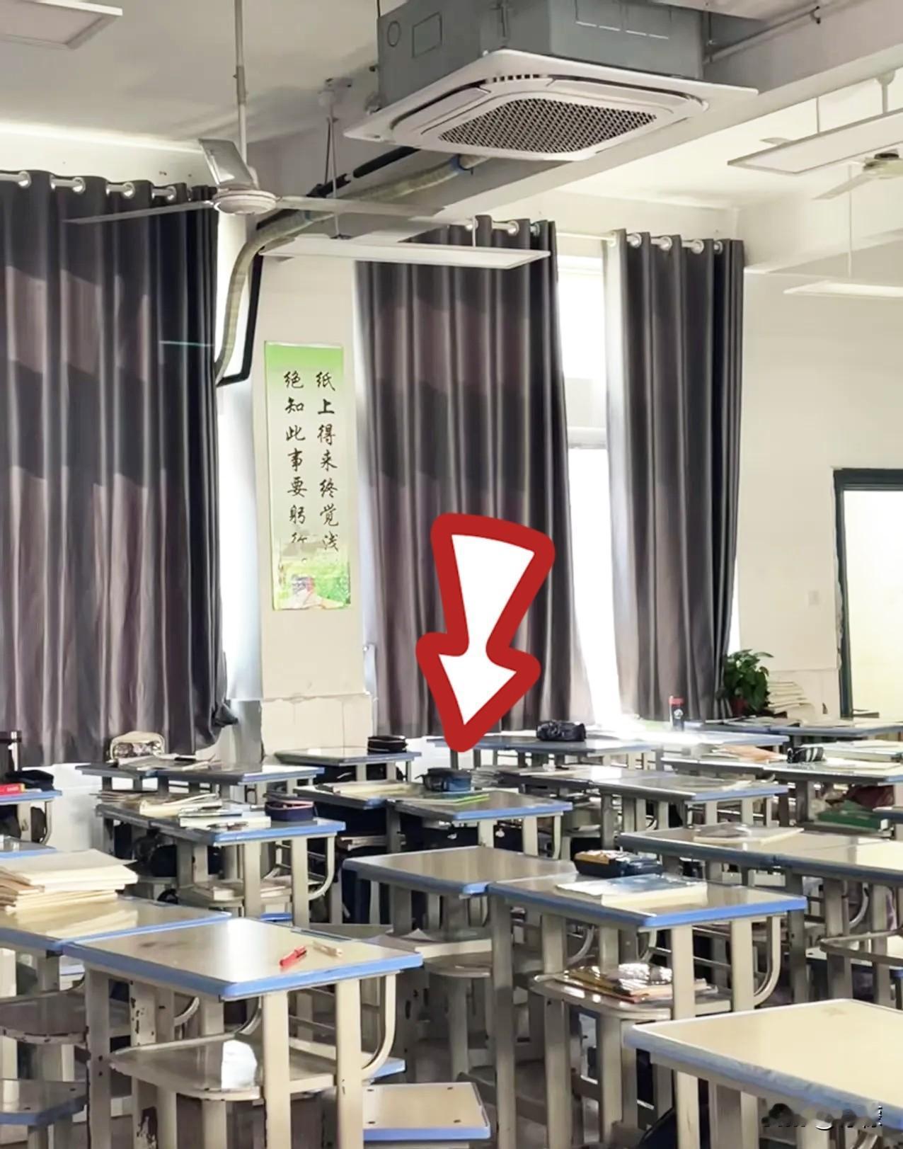 现在的老师都变了…二姐家女儿是一个重点中学的老师，昨天来家里，说起了现在老师