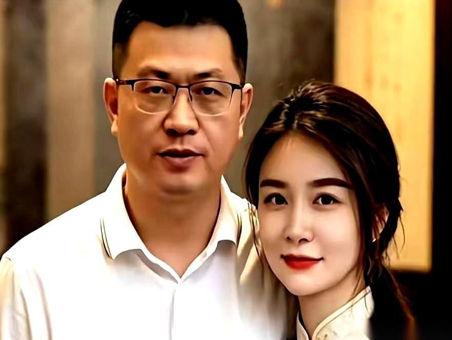 见过离谱的，没见过这么离谱的。一个大男人，不吵不闹，就干等着，等着自己老婆身体