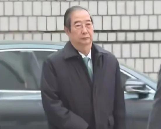韩国五朝老臣韩德洙要被判刑15年！特检组是打定了主意，既然短期内判不了尹锡悦，那
