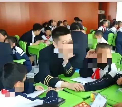南航在吉林的分公司一个驾驶飞机的机长对同事和领导下手了，李某众是1993年生人，