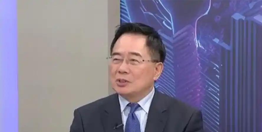 蔡正元博士就台湾统一问题爆出了金句——“武力攻打，你又不敢！”什么意思呢？大陆对