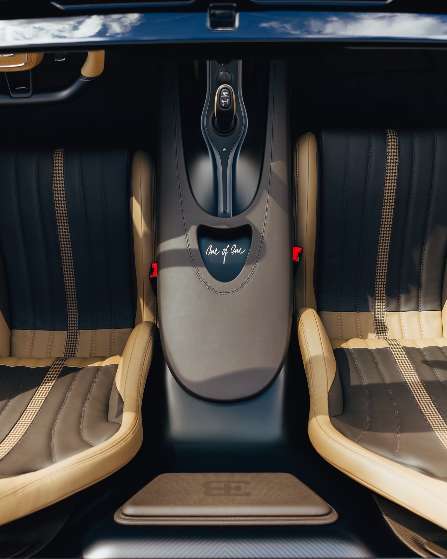 布加迪推出：MistralGoldenEra。MistralGolden