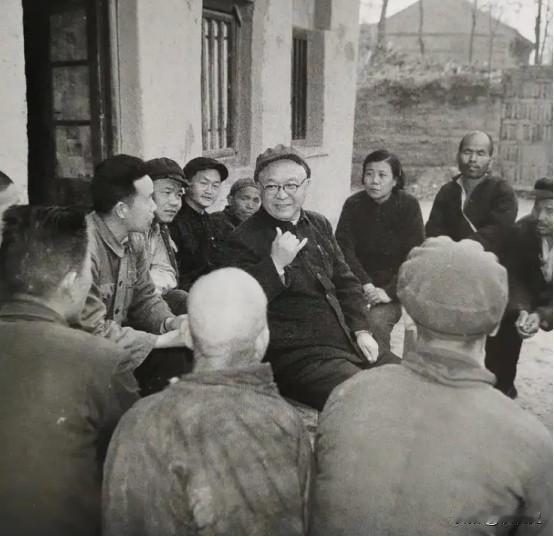 据刘澜涛回忆，1945年，刘澜涛奉命从晋察冀来到延安参加党的“七大”。到延安后，
